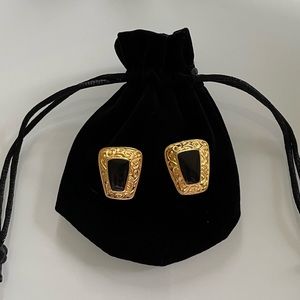 Vintage Anne Klein Clip-On Matte Gold Tone and Faux Black Onyx Clip-On Earrings.